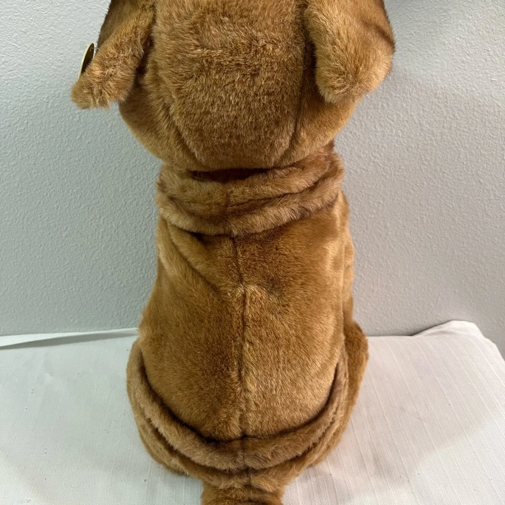 Vintage Sharpei plush Graphics International‎